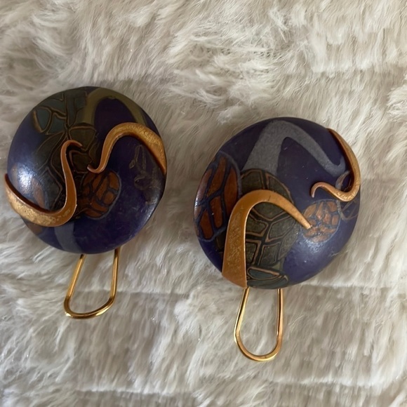 HANDCRAFTED Lightweight Earrings w Copper Swirl Applied Scroll Design Unique - Picture 1 of 4